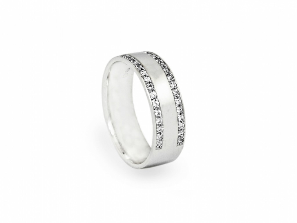 Aliança de Casamento Ouro Branco com Diamantes ALR004125B