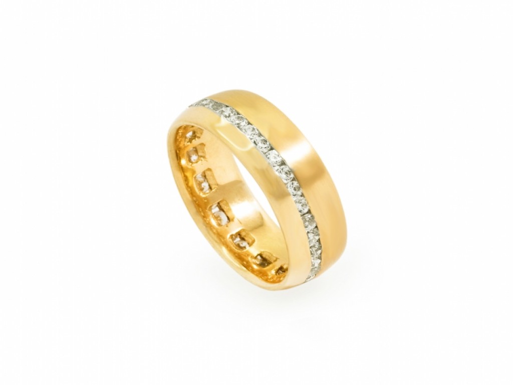 Aliança de Casamento Ouro Amarelo com Diamantes ALR005009C
