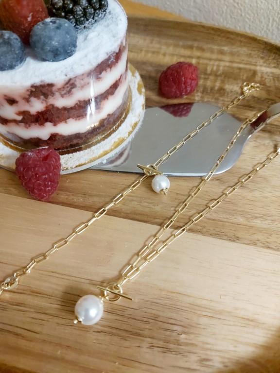 Conjunto Fio e Pulseira  em prata dourada com Perola