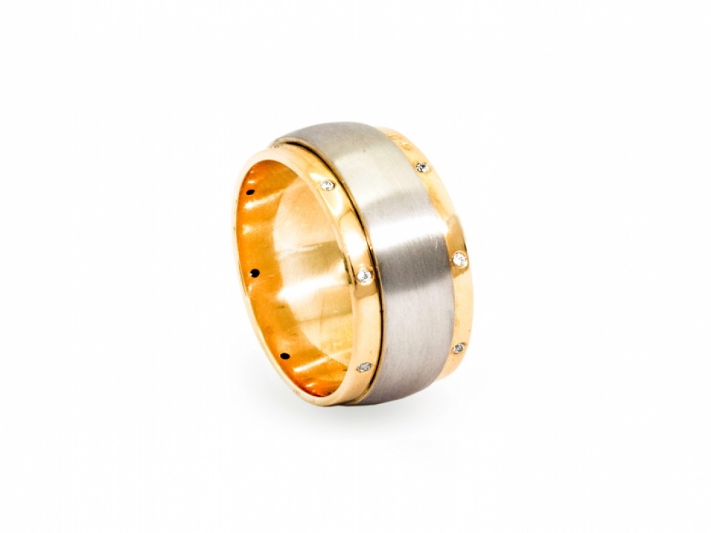 Aliança de Casamento Ouro Amarelo e Branco com Diamantes ALR004085