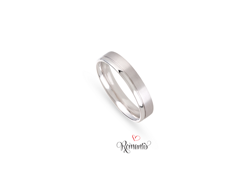 Aliança ouro branco sem pedras.